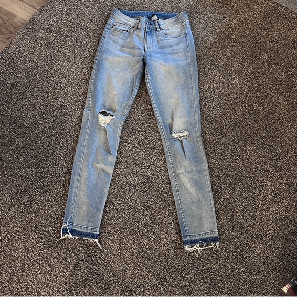 H&M Divided Distressed High-Rise Straight Leg Jeans Light Wash Size 6 - Picture 1 of 7